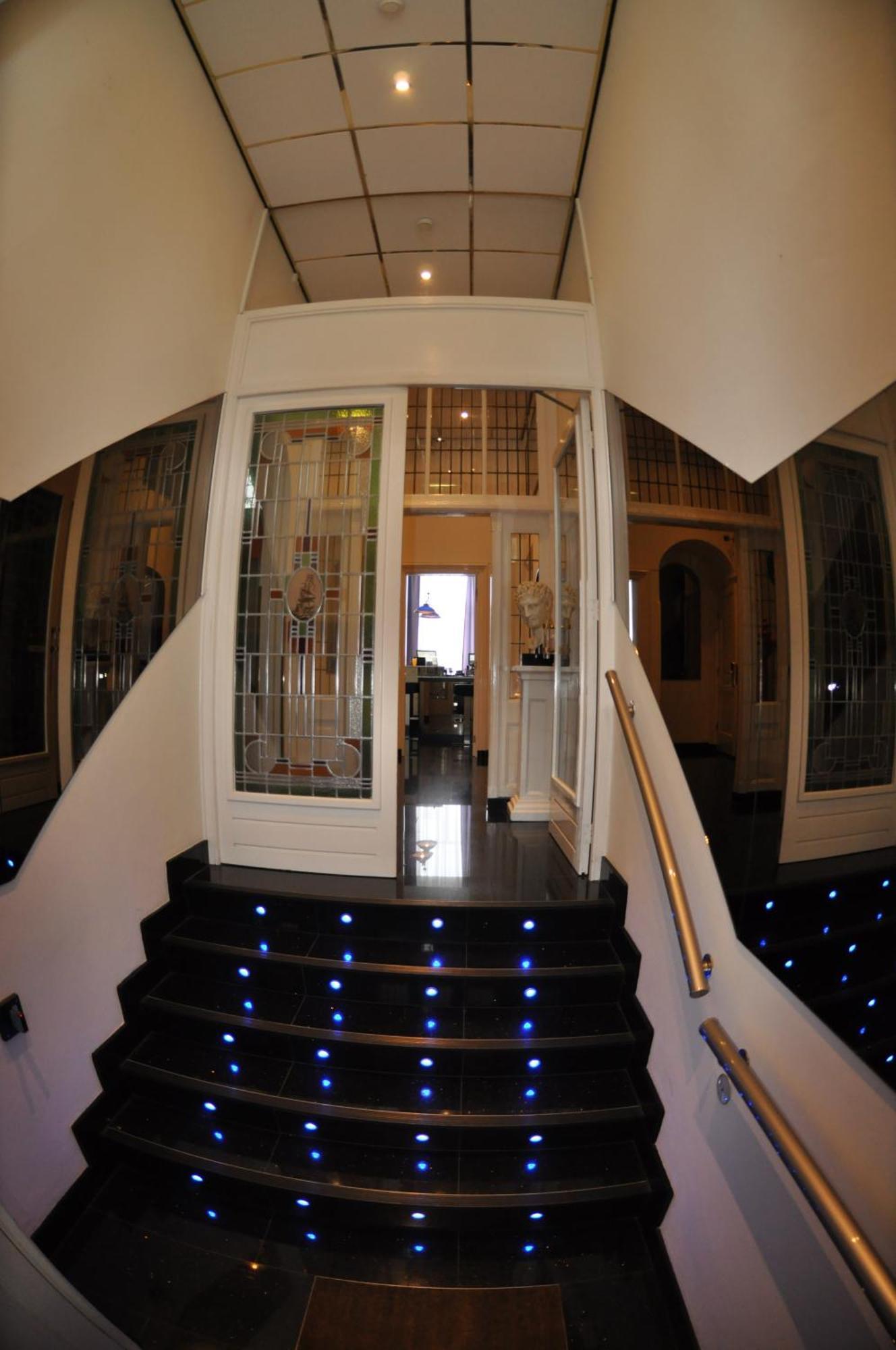 Budget Hotel Le Beau Rivage Middelburg Exterior photo