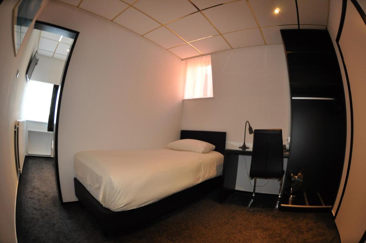Budget Hotel Le Beau Rivage Middelburg Exterior photo