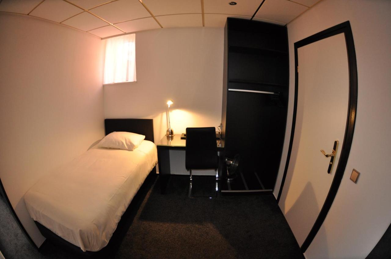 Budget Hotel Le Beau Rivage Middelburg Exterior photo